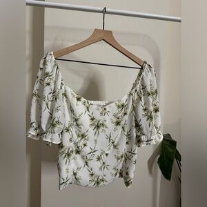 Abercrombie & Fitch White Floral Puff Sleeve Blouse